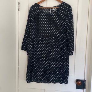 Old navy smock like dress.